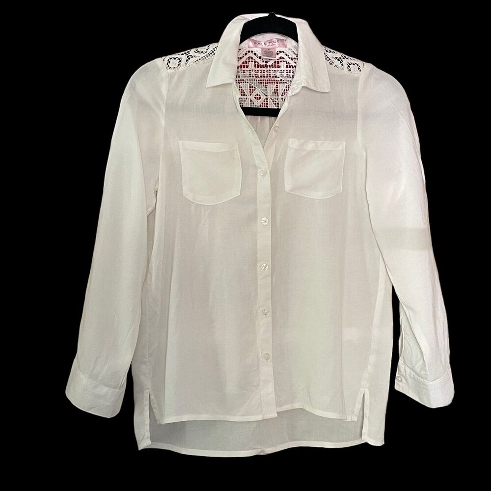 Band of Gypsies Zoe Rose White Blouse Sz M‎ to S Lace Yoke Soft Coastal Elegance